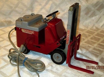 Towmotor Toy Image